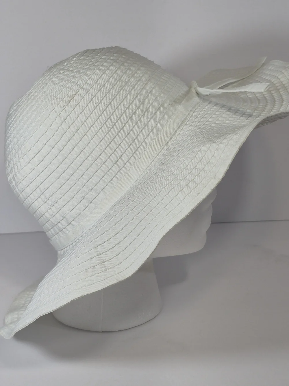 Sun And Sand stylish white